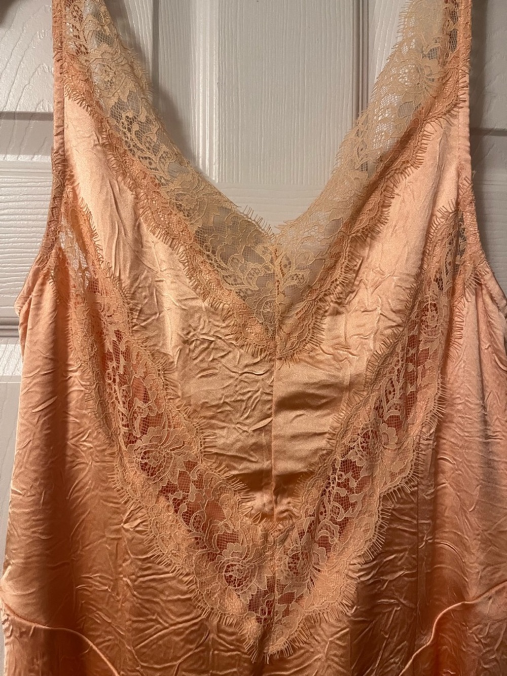 Free People Maybe Forever Maxi Dress Lace Trim Crinkle Satin Peach Size 6 - Picture 8 of 9